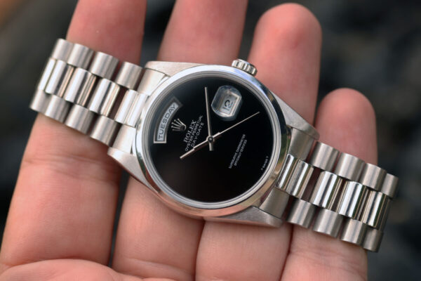 Rolex Day-Date ref. 18206 Platinum, Factory Onyx Dial - Replica - Image 4