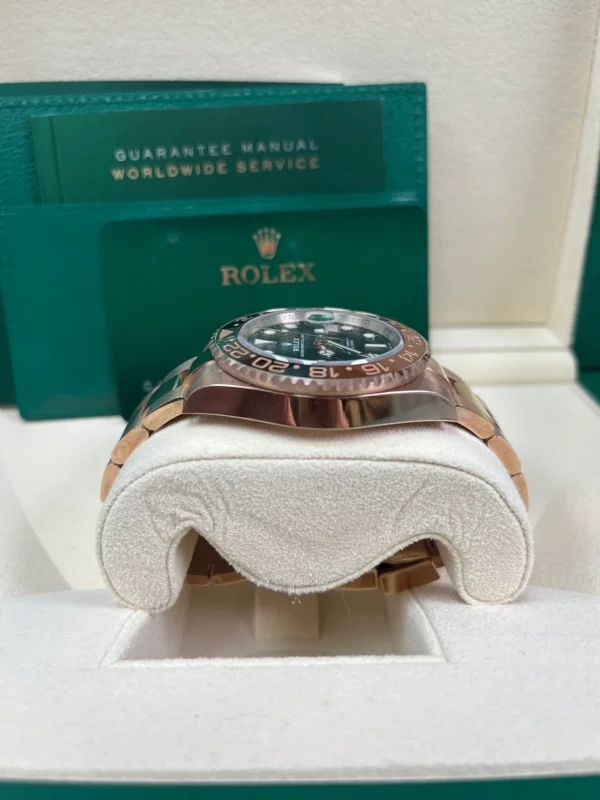 Rolex GMT-Master II 18K Everose Rose Gold “The Rootbeer”(Ref# 126715CHNR) Watch - Replica - Image 7